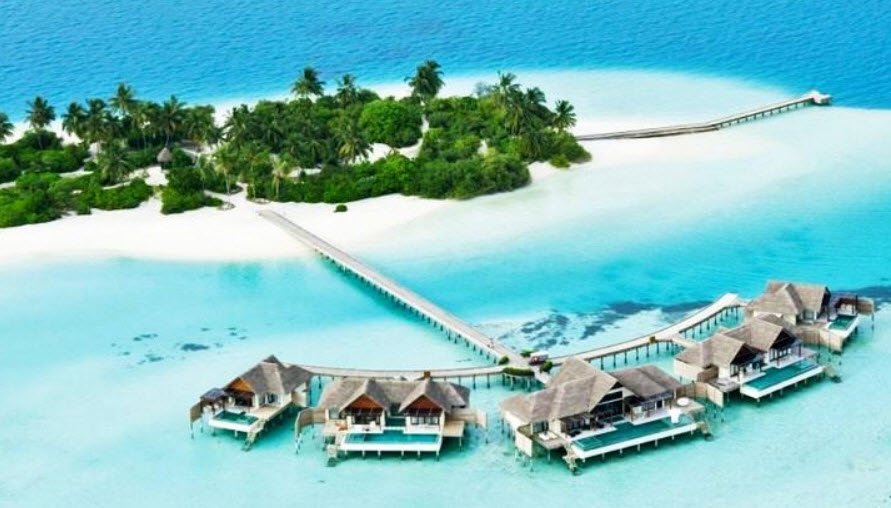 Kudahuvadhoo, Maldives